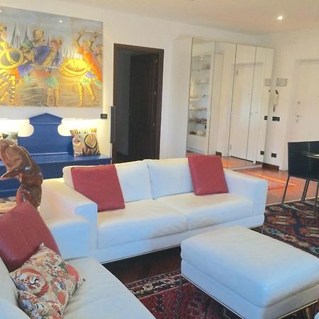 Mondello Luxury Apartment On The Beach Exteriör bild