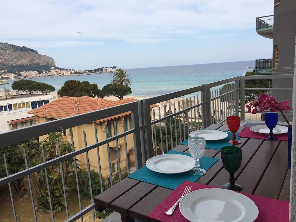 Mondello Luxury Apartment On The Beach Rum bild